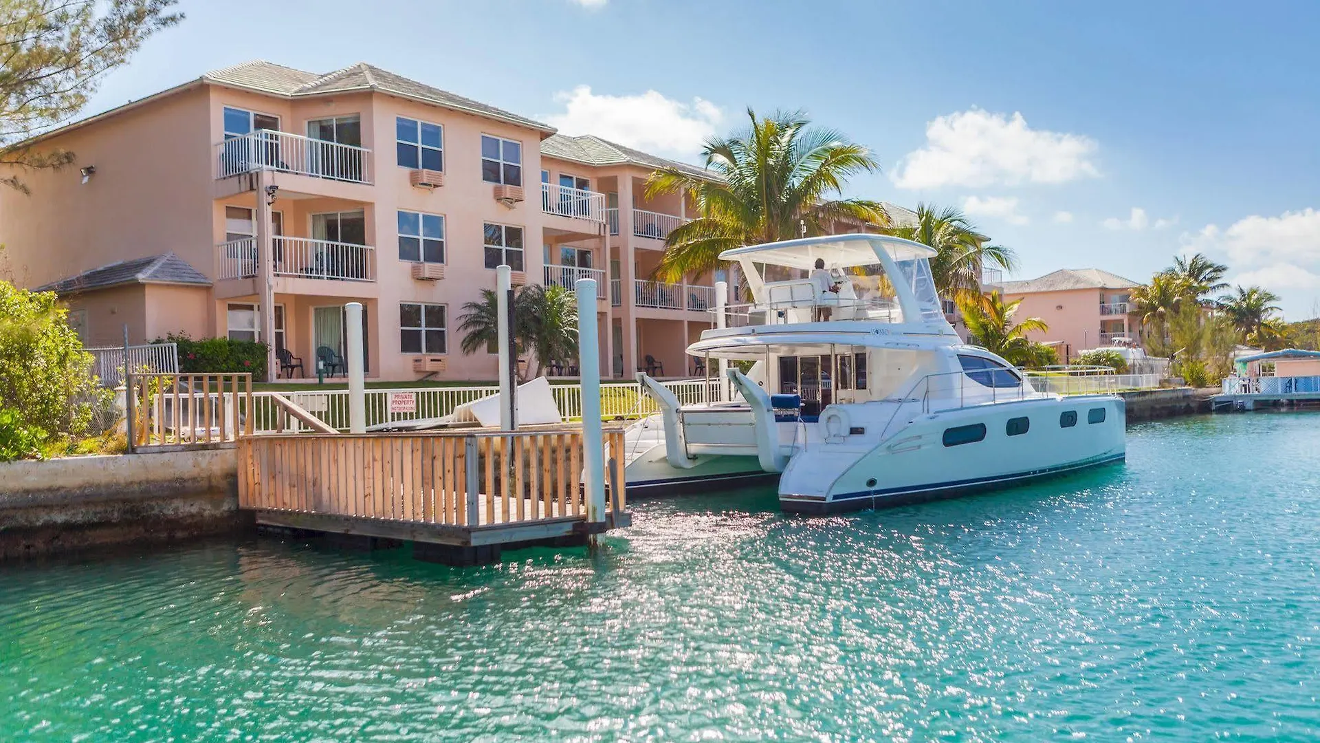 Island Palm Marina Villas Freeport Hotel