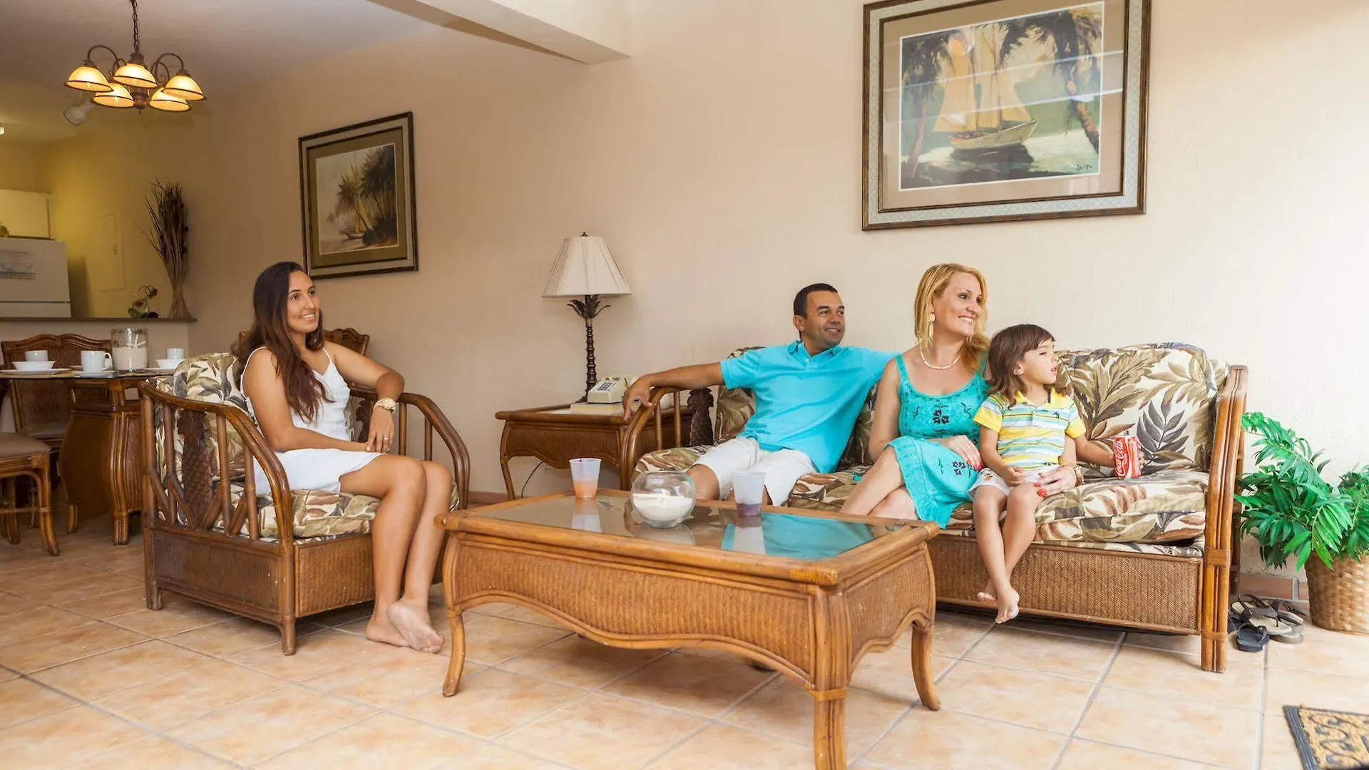 Island Palm Marina Villas فريبورت 2*,